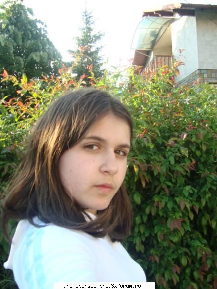bianca,am 13 ani si sunt din breaza ph.
sunt o fire si am multi place sa ma plimb,sa cunosc persoane